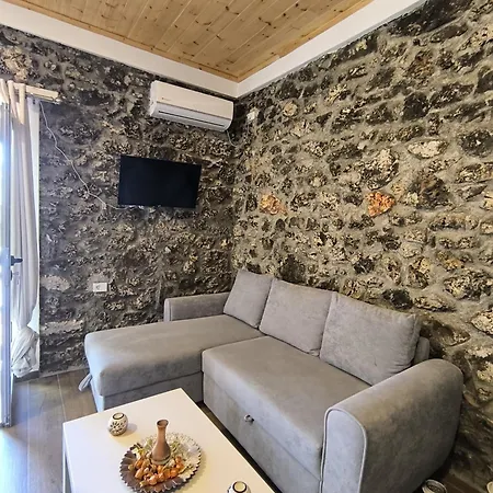 Lägenhet Kallisto Luxury Qeparo